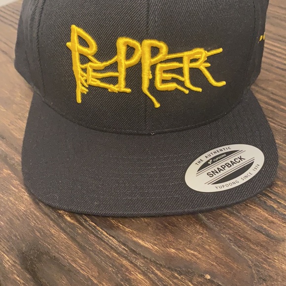 Meet your Posher, Matthew - Picture 4 of 8